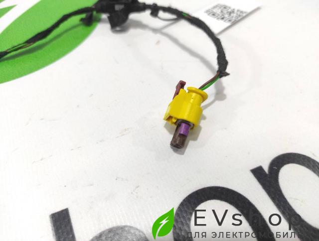 разъем (фишка) проводки Audi e-tron 1 поколение 2019, электро, 4KE971139, 5K0973323 - фото №1