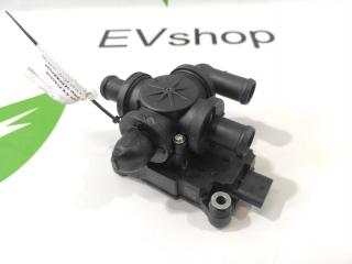 Клапан 4-х ходовой системы охлаждения Audi e-tron 1 поколение 2019, электро, 4KE963375