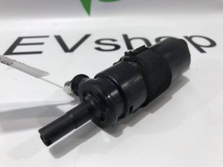 насос (моторчик) омывателя фар Audi e-tron 1 поколение 2019, электро, 8RO955681, 8R0955681