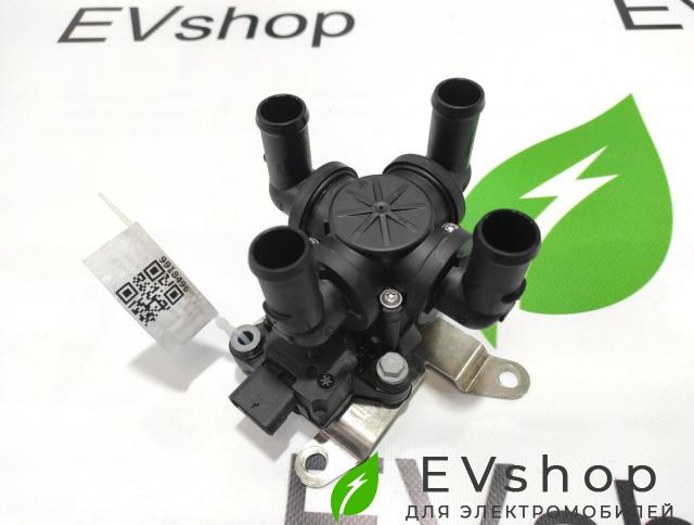 Клапан 4-х ходовой системы охлаждения Audi e-tron 1 поколение 2019, электро, 4KE963375H - фото №1