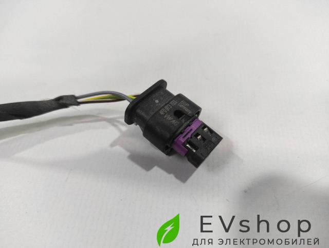 разъем (фишка) проводки Audi e-tron 1 поколение 2019, электро, 4F0973703, 4KE971095BM - фото №1