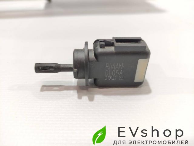 Датчик температуры входящего воздуха печки Rivian R1T 1 поколение 2022, 52664, PT00042228, DL05A - фото №1