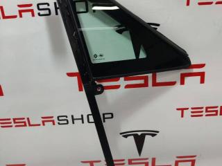 форточка двери Rivian R1T 1 поколение 2022, PT00009493-F.1