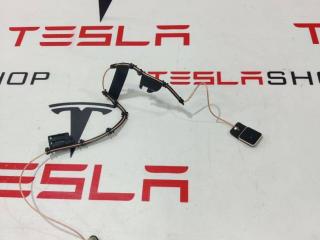 антенна Rivian R1T 1 поколение 2022, PT00062900