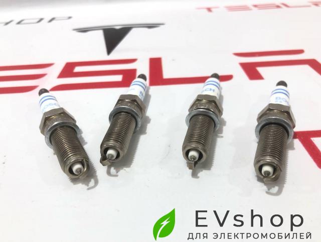 свеча Voyah Free 1 поколение 2023, 370701001 - фото №1