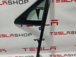 форточка двери Rivian R1T 1 поколение 2022, PT00009492-G