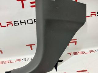 Накладка стойки А Rivian R1T 1 поколение 2022, PT00001343