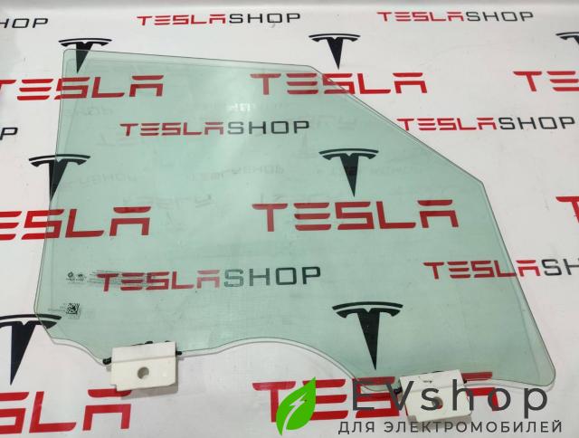 стекло двери передней левой Rivian R1T 1 поколение 2022, PT00002110, PT00002109 - фото №1