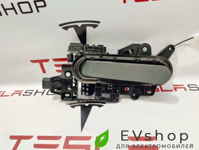 ручка наружная задняя левая Rivian R1T 1 поколение 2022, PT00003273-J-011, 00061B27 - фото №1