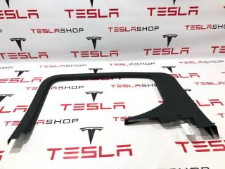 накладка двери внутренняя задняя правая Rivian R1T 1 поколение 2022, PT00001264-G