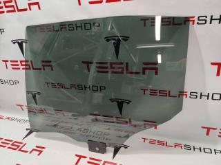 стекло двери задней левой Rivian R1T 1 поколение 2022, 43R-0115131