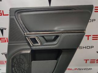 обшивка двери задняя правая Rivian R1T 1 поколение 2022, PT00001245, PT00031872, PT00001486-J