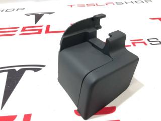 Заглушка салазки сиденья Rivian R1T 1 поколение 2022, 88282-SRT000, 88186-SRT000