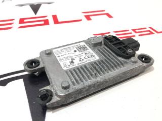 радар / датчик активного круиз контроля Rivian R1T 1 поколение 2022, PT00002001