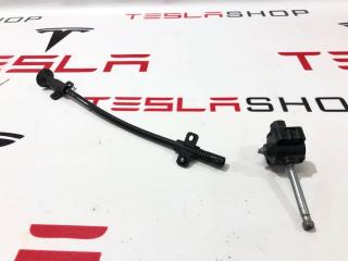 радар / датчик активного круиз контроля Rivian R1T 1 поколение 2022, PT00002001