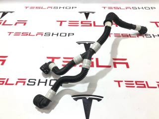 Патрубок системы охлаждения (RIVIAN R1T) Rivian R1T 1 поколение 2022, PT00061735, PT00001714