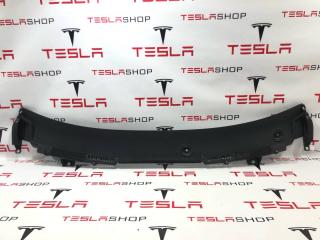 Подкапотная накладка стеклоочистителей Rivian R1T 1 поколение 2022, PT00002089-E