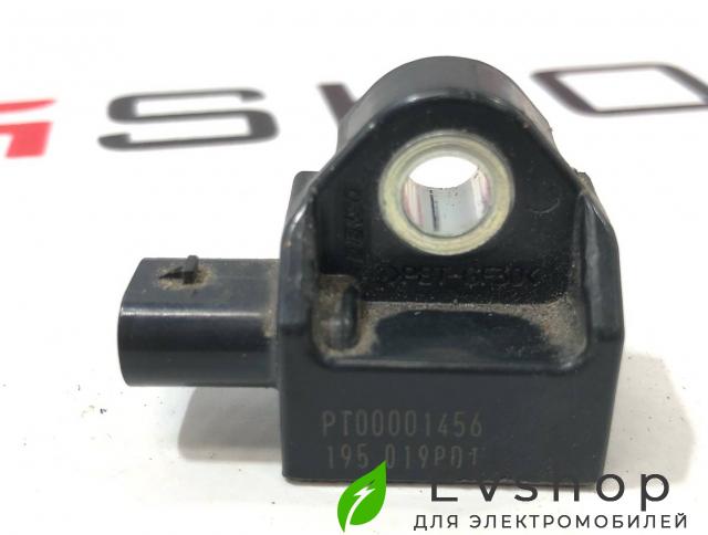 датчик удара Rivian R1T 1 поколение 2022, PT00001456 - фото №1