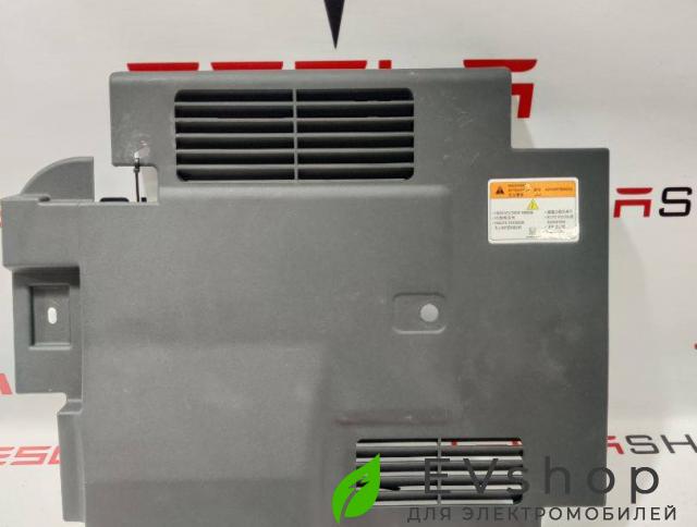 Крышка защитная Rivian R1T 1 поколение 2022, PT00211097-C, RL00000036 - фото №1