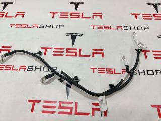 плюсовой провод аккумулятора Rivian R1T 1 поколение 2022, 35560549, PT00049997-D