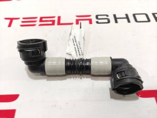 Патрубок системы охлаждения (RIVIAN R1T) Rivian R1T 1 поколение 2022, PT00061706, PT00017706D