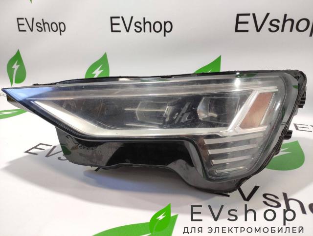 фара левая Audi e-tron 1 поколение 2019, электро, 4KE941781 - фото №1