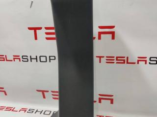 Накладка багажного проема внутренняя Rivian R1T 1 поколение 2022, PT00012125-E