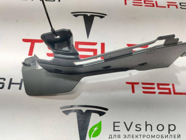 брызговик Rivian R1T 1 поколение 2022, PT00045355C - фото №1