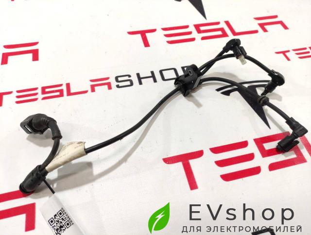 проводка пневмостойки Rivian R1T 1 поколение 2022, C100002752-G, PT00030469-E - фото №1