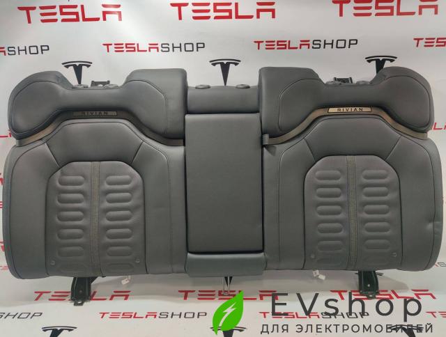 Спинка сиденья 2-го ряда Rivian R1T 1 поколение 2022, PT00030808-N-001 - фото №1