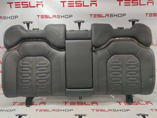 Спинка сиденья 2-го ряда Rivian R1T 1 поколение 2022, PT00030808-N-001