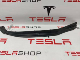 уплотнитель двери Rivian R1T 1 поколение 2022, PT00002355