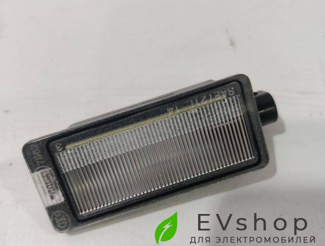 Фонарь подсветки салона Rivian R1T 1 поколение 2022, PT00062910 - фото №1