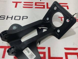 педаль тормоза Rivian R1T 1 поколение 2022, PT00041025-C