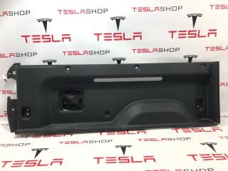 Накладка багажника внутренняя (пластик) Rivian R1T 1 поколение 2022, PT00000468, PT00000351-H, PT00016620