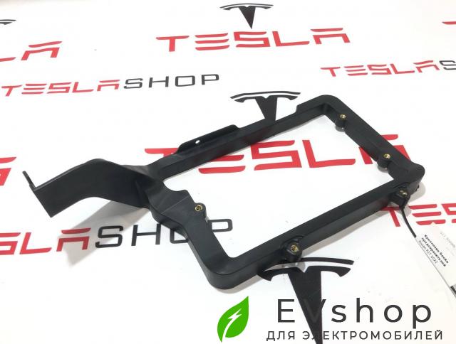 кронштейн (крепление) Rivian R1T 1 поколение 2022, PT00081236-A.2 - фото №1