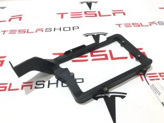 кронштейн (крепление) Rivian R1T 1 поколение 2022, PT00081236-A.2