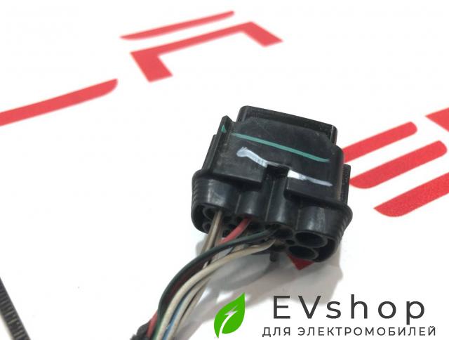 разъем (фишка) проводки Rivian R1T 1 поколение 2022, PT00051645 - фото №1