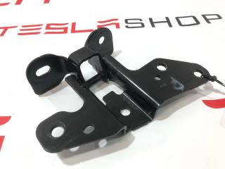 петля крышки багажника Rivian R1T 1 поколение 2022, PT00002004, PT00000354, C500000354-G, PT00002375-E