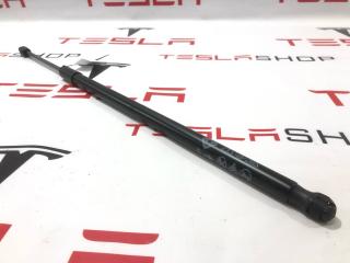 амортизатор крышки багажника (3-5 двери) Rivian R1T 1 поколение 2022, PT00002385-D, PT00002246