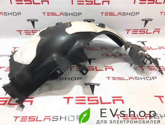 защита арок передняя левая (подкрылок) Rivian R1T 1 поколение 2022, PT00112295-F, PT00112294-F - фото №1