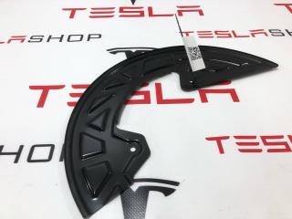 защитный кожух тормозного механизма Rivian R1T 1 поколение 2022, PT00000730F