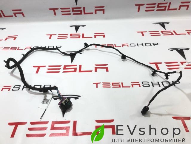 проводка Rivian R1T 1 поколение 2022, PT00000582-H - фото №1