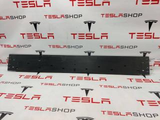 Накладка багажника внутренняя (пластик) Rivian R1T 1 поколение 2022, PT00000373, PT00030679