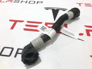 Патрубок системы охлаждения (RIVIAN R1T) Rivian R1T 1 поколение 2022, PT00061743-C