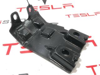 кронштейн (крепление) Rivian R1T 1 поколение 2022, PT00038363-D