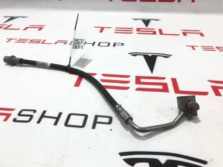 шланг тормозной заднего Rivian R1T 1 поколение 2022, PT00000729-C