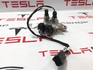 блок клапанов активного стабилизатора Rivian R1T 1 поколение 2022, PT00003133-G