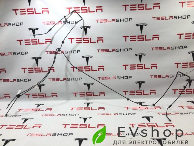 трубка тормозная Rivian R1T 1 поколение 2022, PT00043963E, PT00043961F - фото №1
