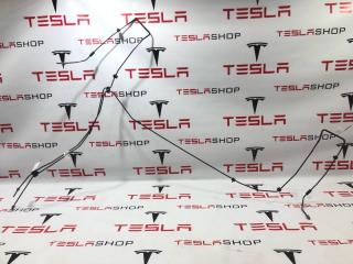 трубка тормозная Rivian R1T 1 поколение 2022, PT00043963E, PT00043961F